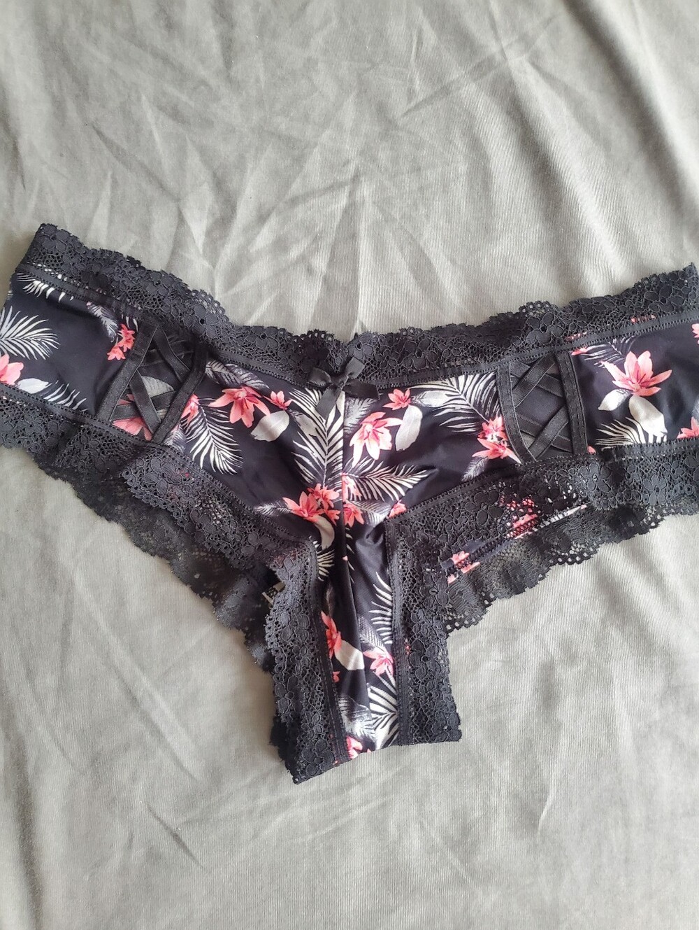 Victoria’s Secret Cheeky Panty